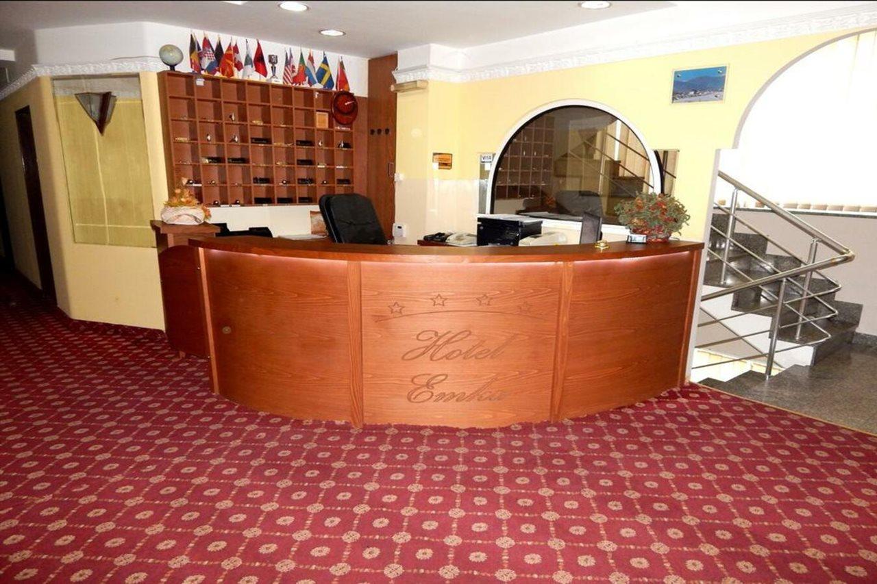 Hotel Emka Tetovo Buitenkant foto