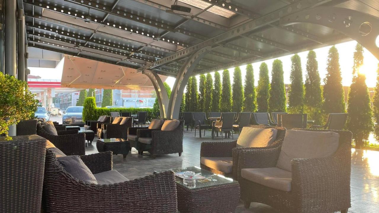 Hotel Emka Tetovo Buitenkant foto