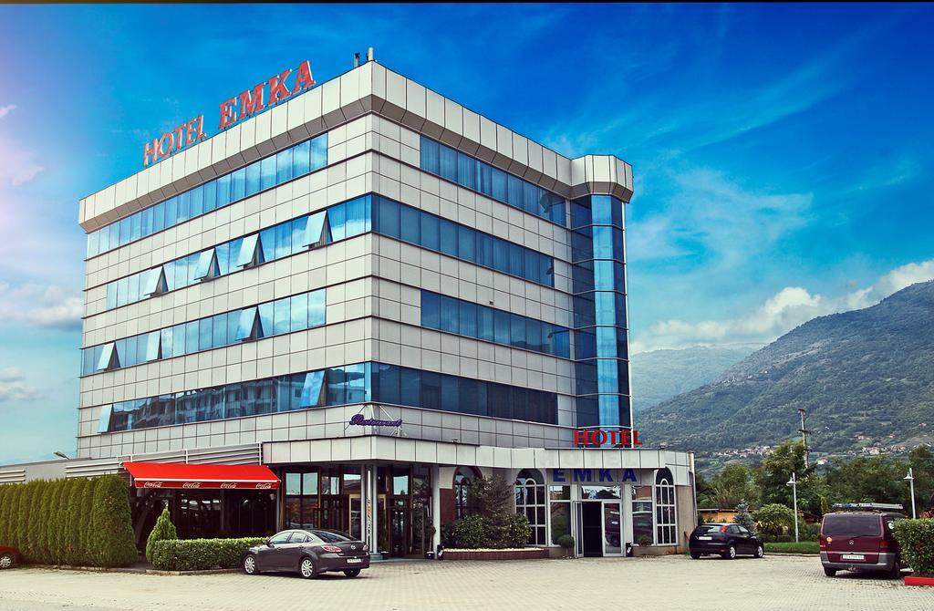 Hotel Emka Tetovo Buitenkant foto